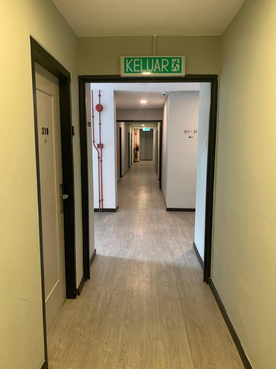 The Daily Hotel Kota Kinabalu Exterior photo